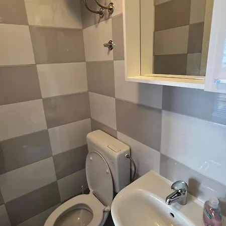 Riba 3* Makarska