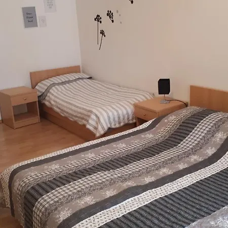 Riba 招待所 马卡尔斯卡